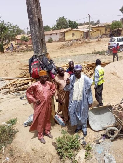 Coulage du pont qui relie mbideng au Quartier Belaka 1