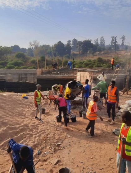 Evolution des travaux du pont qui relie Mbideng et Aoudi couler une couche des bétons 3