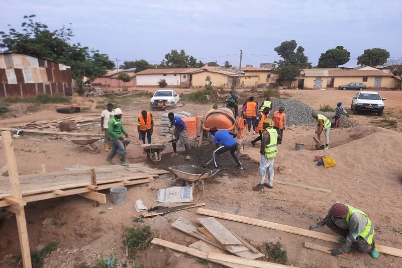 Evolution des travaux du pont qui relie Mbideng et Aoudi couler une couche des bétons