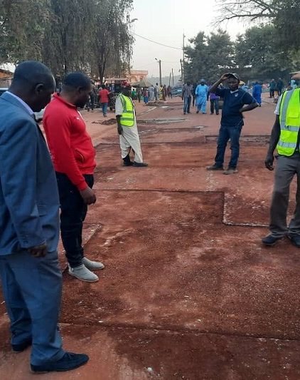 Traitement des pathologies des quelques voies bitumées cas de l&rsquo;axe Texaco-Carrefour Ministre
