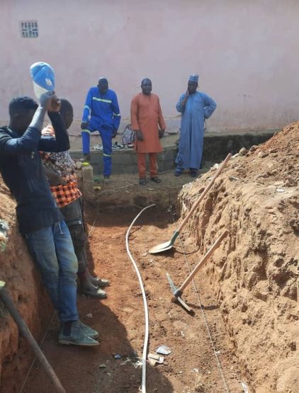 Travaux de Caniveaux et pose des buses sur le tronçon qui relie Taparé à Bayangari 0