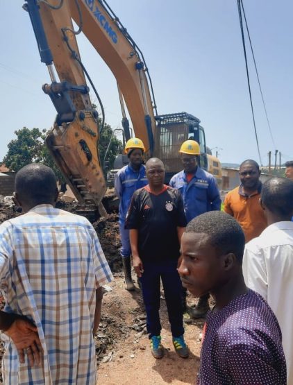 Travaux de déroctage pour l&rsquo;ouverture d&rsquo;une route au quartier sabongari gare 5