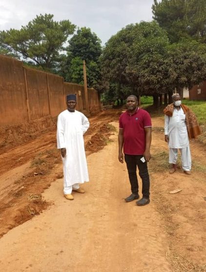 Travaux de remblayage et de curage de caniveaux au quartier Burkina 2