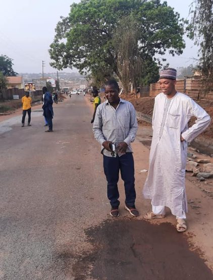 Travaux des caniveaux à la descente de la gare voyageur de ngaoundere 3