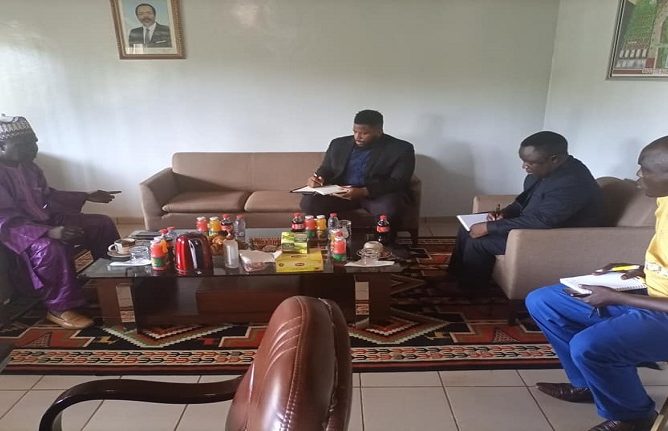 Visite de courtoisie à la mairie de la ville d&rsquo;une délégation de l&rsquo;ambassade des États-Unis