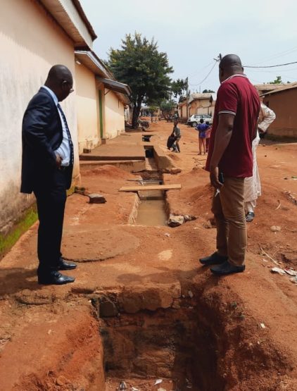 Visite de travaux de curage des caniveaux dans le quartier Haoussa et Belaka 6
