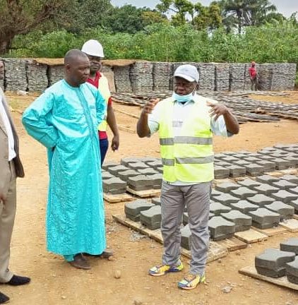 Visite du site des travaux de bitumage de la route de Gada Mabanga 03