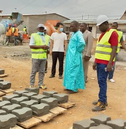 Visite du site des travaux de bitumage de la route de Gada Mabanga 7